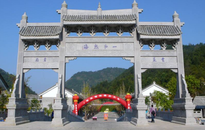 石雕牌坊：有哪些種類，設(shè)計(jì)時(shí)要考慮哪些因素？